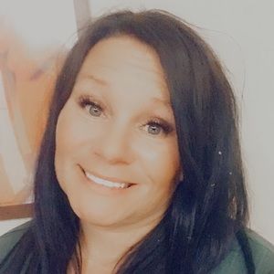 Meet your Posher, Edna